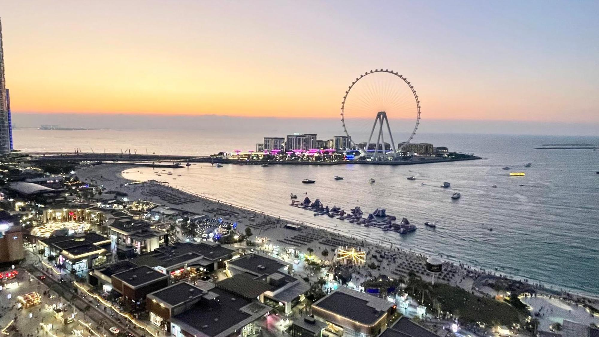 Jbr Beachfront Luxe Apartment All Rooms Sea Facing Dubai Exteriör bild